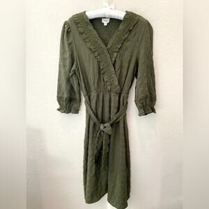 EMBERLEY | Dark Green Crinkle Lace Boho Waist Tie Midi Dress | Small
